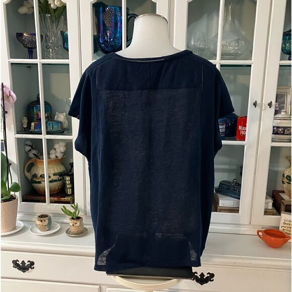 Tommy Hilfiger | Navy V-Neck Top | Large - Picture 2 of 10